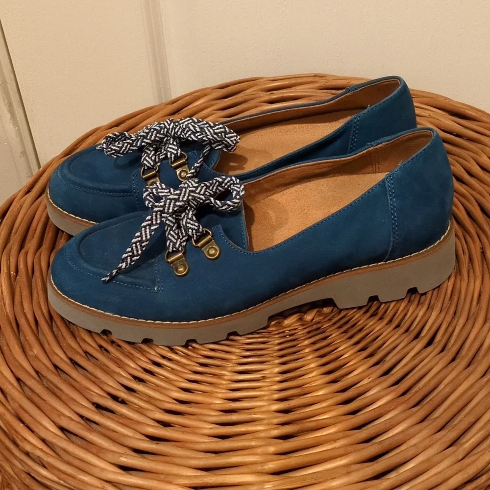 Vionic Blue Teagan Loafers Womens 6.5 - Picture 9 of 9